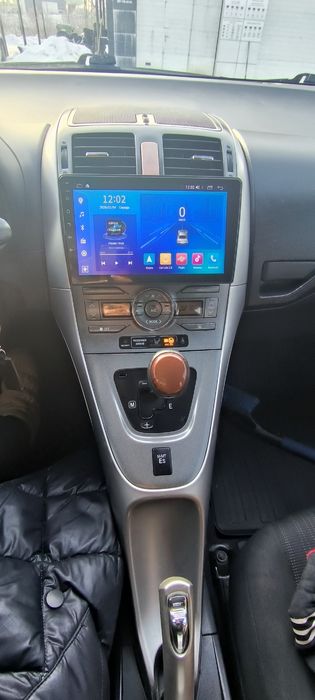 Продаю TOYOTA AURIS 2008