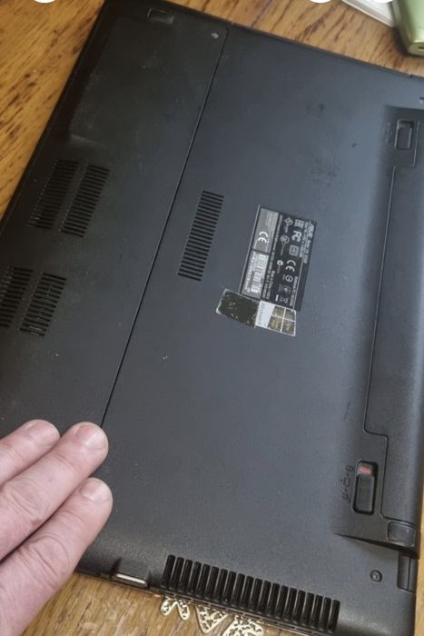 Продам игровой ноутбук  15,6 Asus X552m  видео GF 920m -2gb