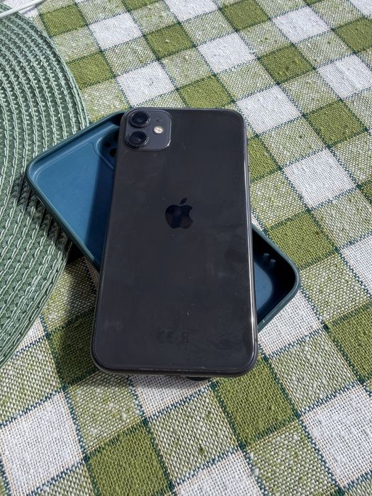 iPhone 11 Czarny  64 GB.