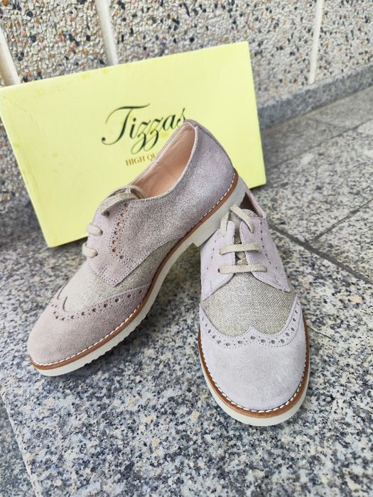 Sapatos criança da marca TIZZAS