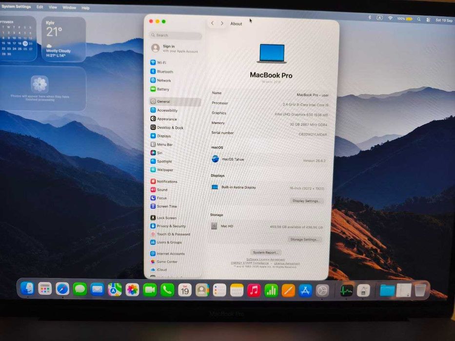 Продам MacBook Pro 16 (2019) i9 32 RAM/512 SSD
