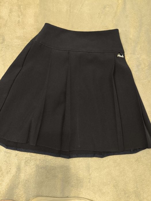 Komplet dla dziewczynki 134 na wiosnę, na święta