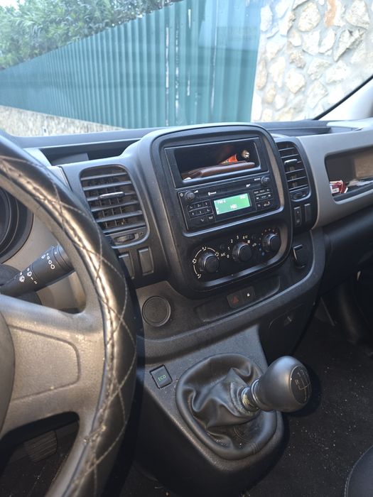 Renault trafic 1,5 em excelentes condições