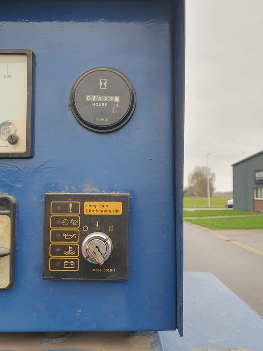 Uzywany agregat prądotwórczy  perkins 350 kva