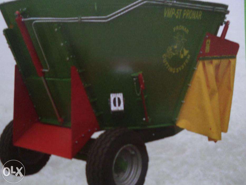 Wóz paszowy PRONAR VMP 5 ST - 2,3 tony - Wysyp bok/tył