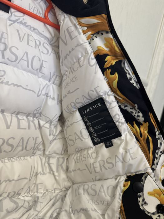 Курточка Versace