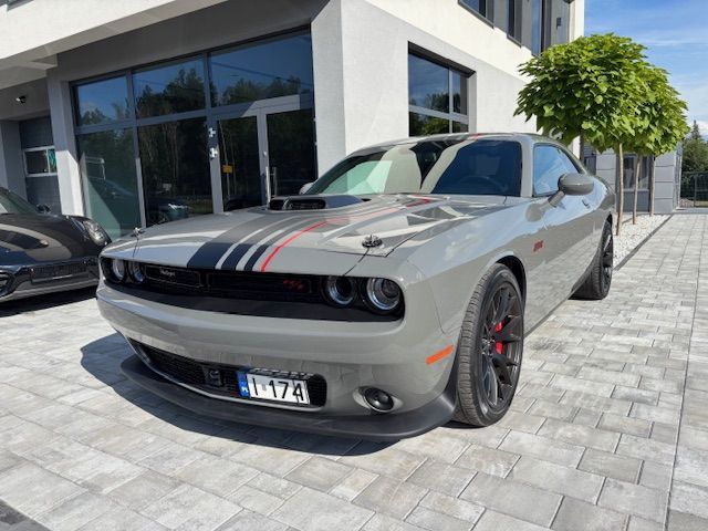 Dodge Challenger Idealny stan 1z500 Zarejestrowany