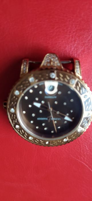 Годинник жіночій Нардін механіка