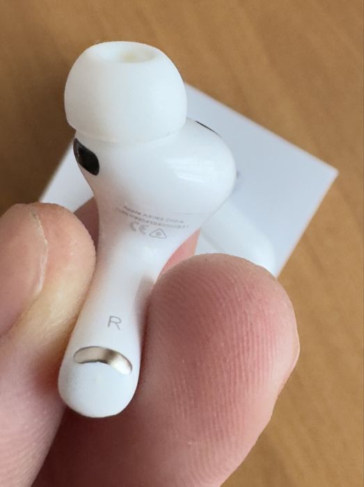 apple airpods pro 3 original