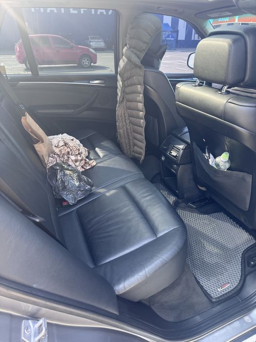 Продам BMW  X5 2013