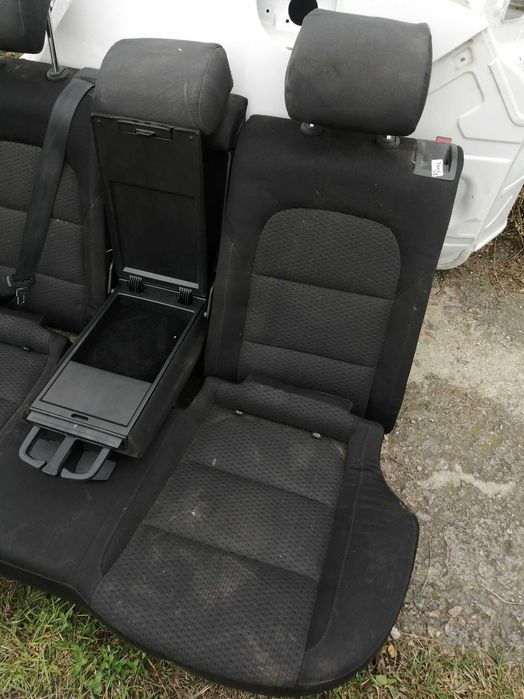 Заднє сидіння диван на Skoda Superb 2008-2015