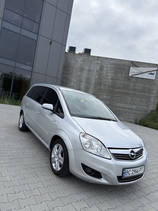 Opel Zafira 2010