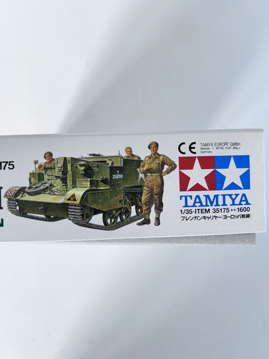 Czołg Uni Carrier Mk model do sklejenia Tamiya 35364