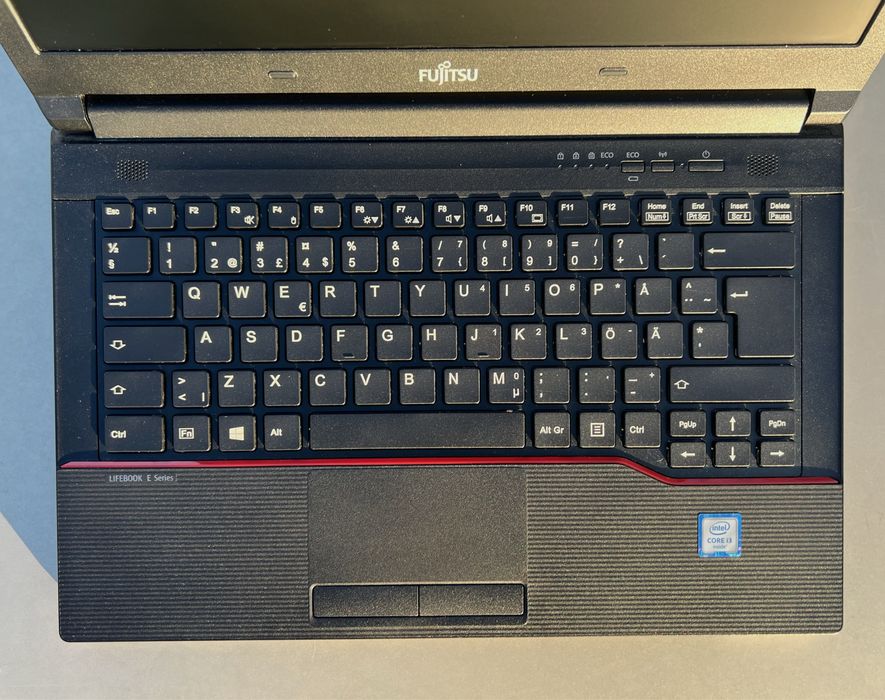 Ноутбук Fujitsu LifeBook E546/i3-6100/8GB/256GB/14.0"HD/ГАРАНТІЯ