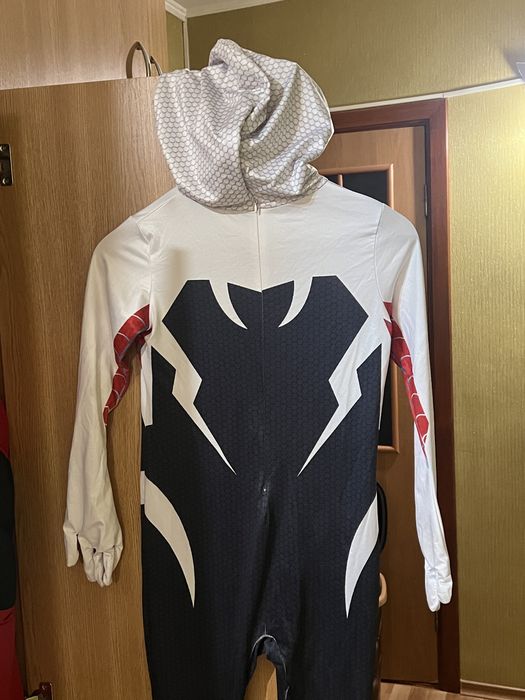 Продам костюм Spider-Gwen / Людина-павук