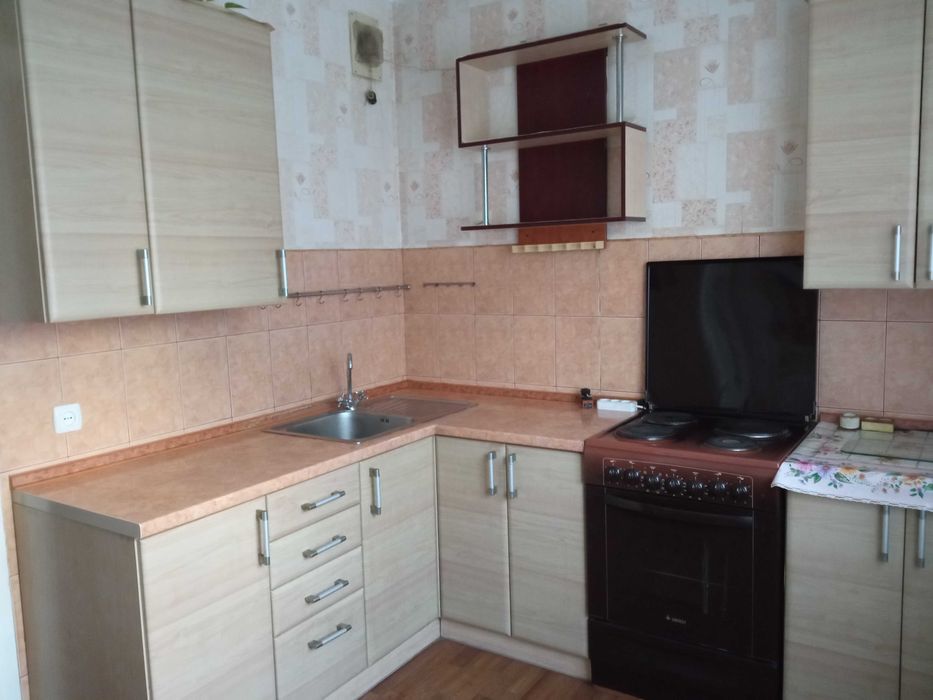 Без комісії ! Сдам 3-кімнатну квартиру на Харківському шосе, 168.