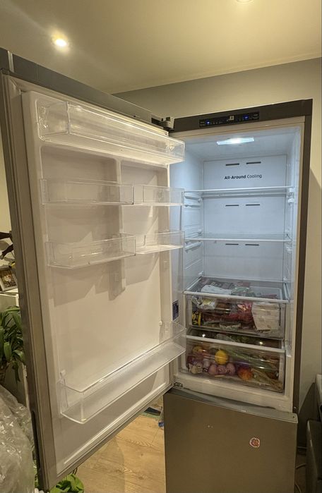 Rezerwacja Lodowka Samsung stan bdb