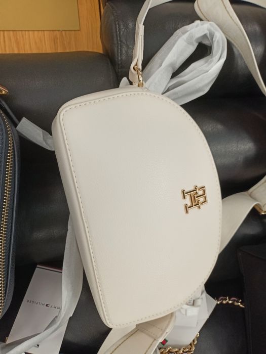 Torebki Tommy Hilfiger