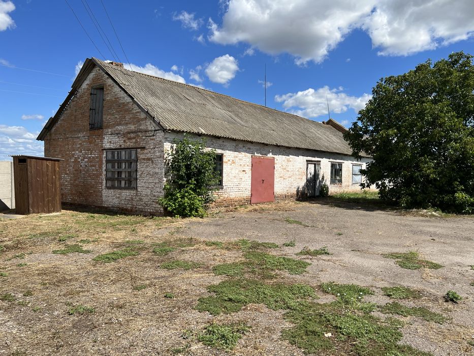 Приміщення (база)