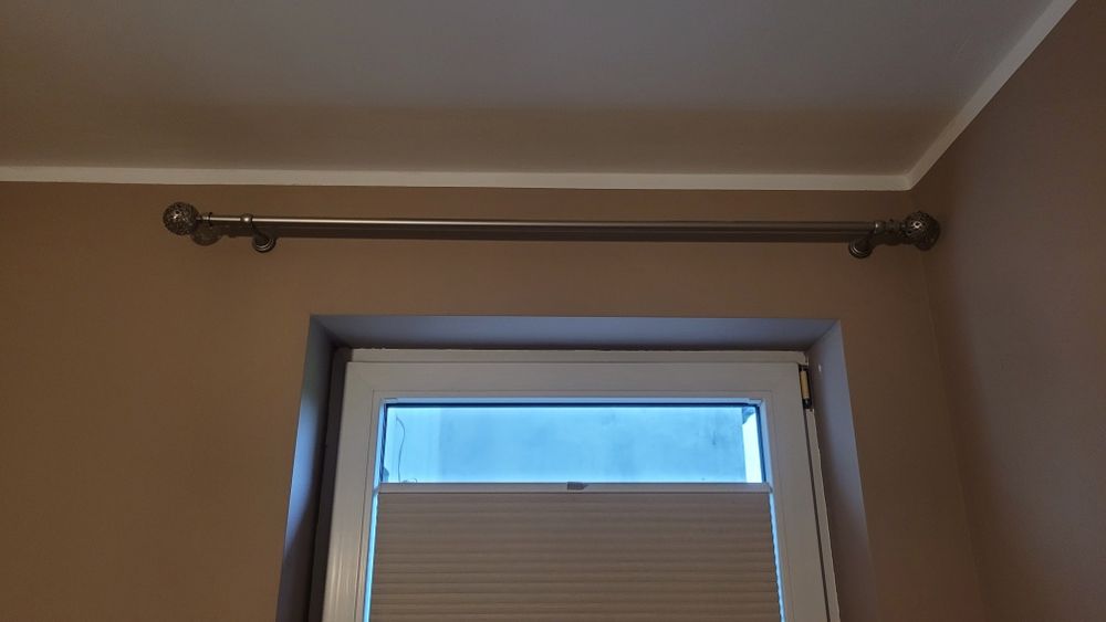 Karnisze 140 i 260 cm