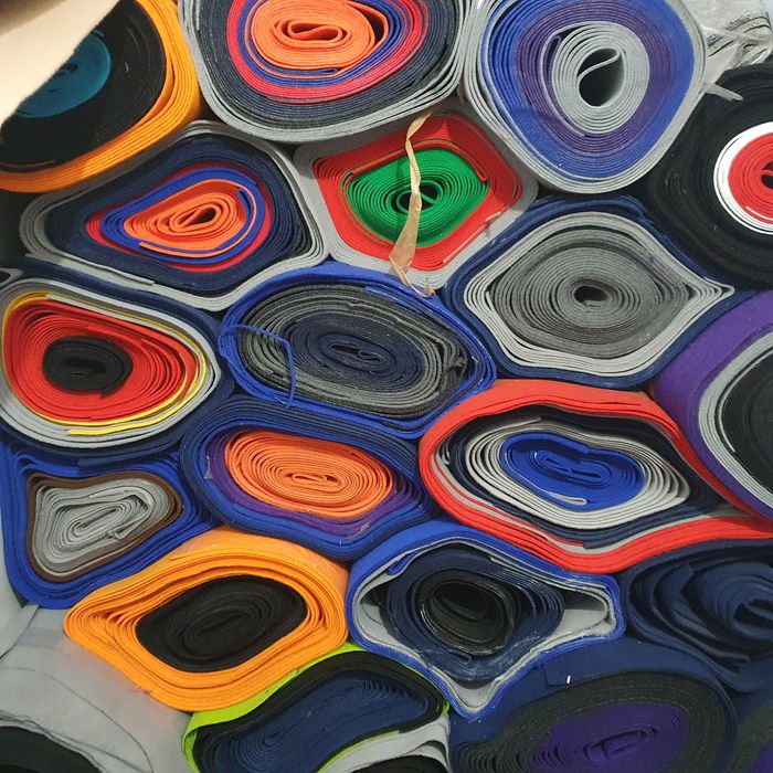 Wykladzina gruba 5 mm mata budowlana ochronna rolki po 50 mkw