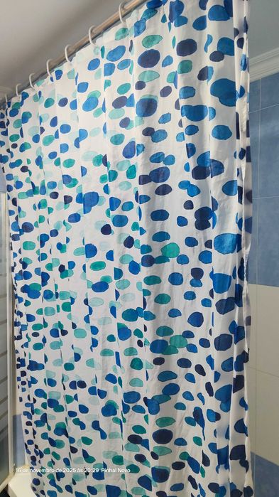 Cortina e varão para duche ou banheira