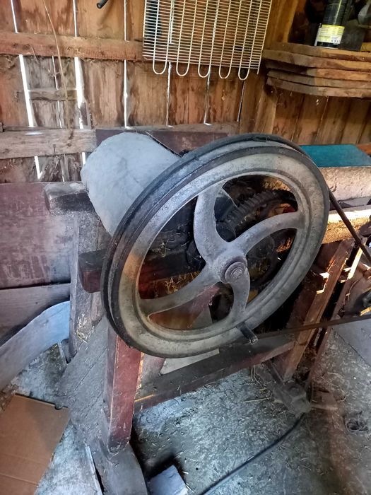 Січкарня б/в потужна