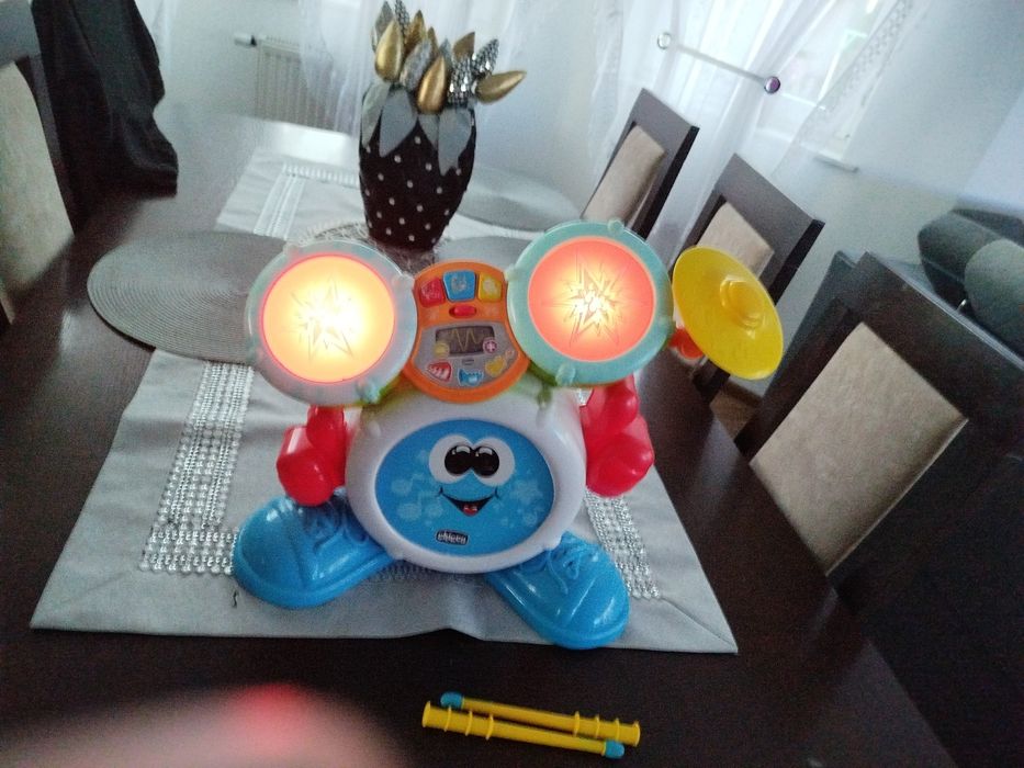Perkusja bębenek Chicco interaktywny