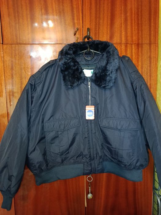 Продам новую мужскую куртку 4Xl и 5 Xl