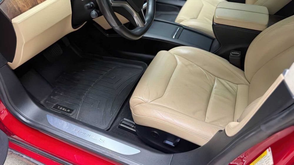 Tesla Model S 75      2017