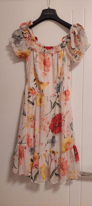 Sukienka / Sukienki rozmiar 34 / XS
