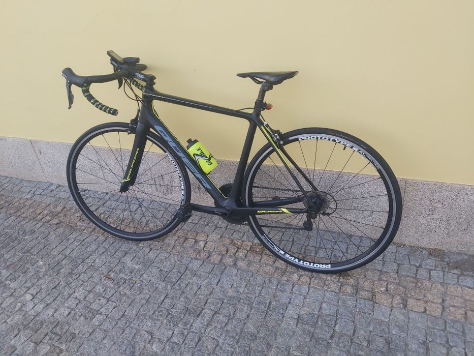 Bicicleta de Estrada QUER Carbono – Tamanho 52