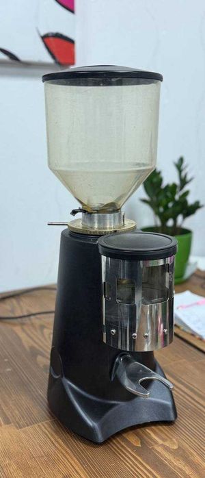 Кофемолка бункерная Fiorenzato F5 Б/У — СУПЕРЦЕНА! Полное ТО 4893 грн