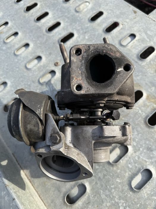 Турбина BMW E46 M47N 320 Рестайл Вакуумна БМВ Е46 м47н Турбіна