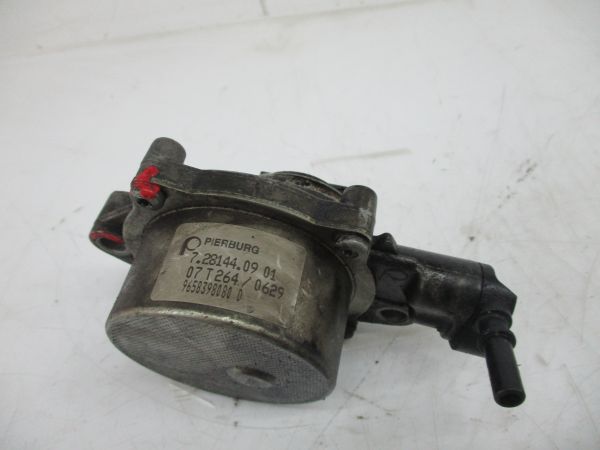 Depressor dos travões / bomba de vácuo FORD Fiesta VI (CB1, CCN)