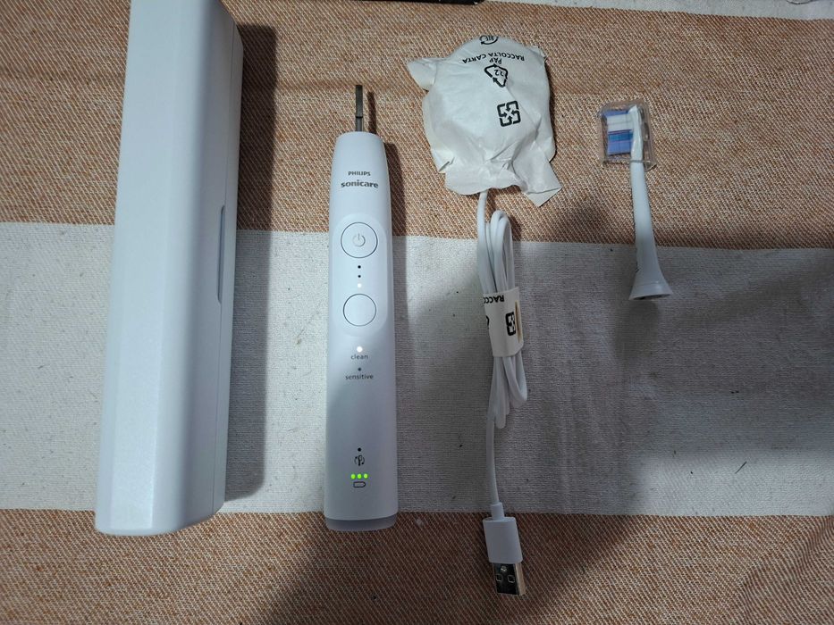 Szczoteczka elektryczna Philips Sonicare 6100 HX7400/02