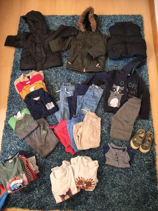 Lote de roupa de bebé 3 Anos
