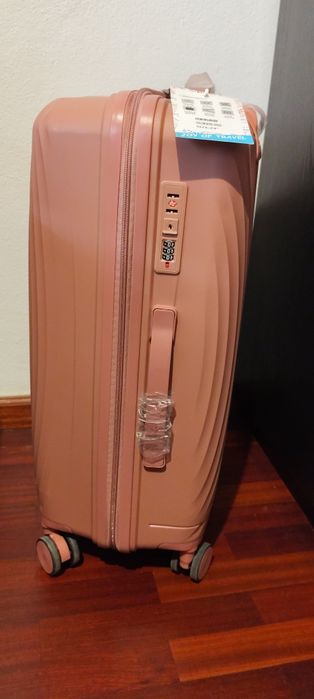 Malas de viagem de 23kg, novas.