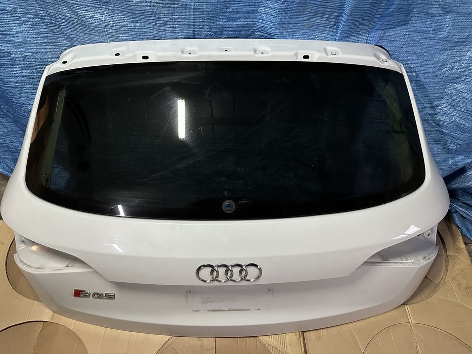 Klapa bagażnika Audi Q5 SQ5 8R LS9R