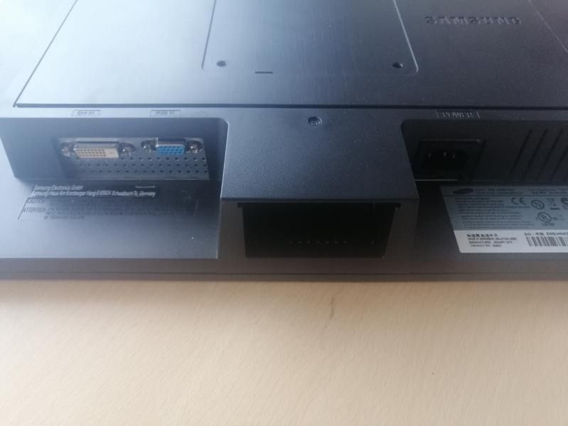Monitor  Samsung  syncmaster S22B420