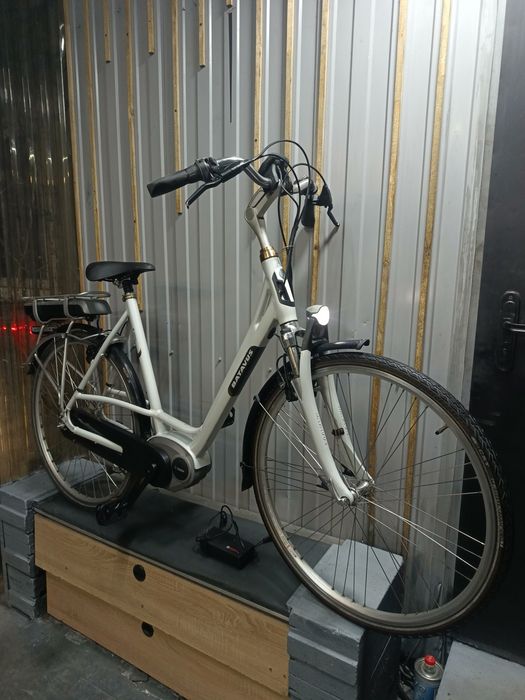 Електровелосипед Batavus EMilano Bosch планетарка с зарядним