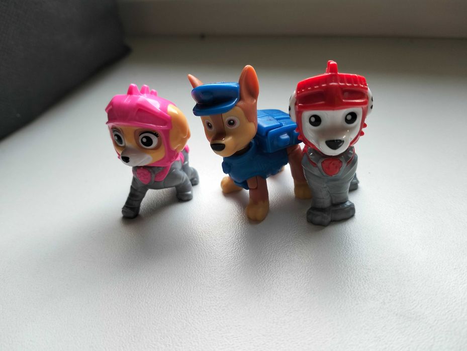 Pieski psi patrol z jajek niespodzianek, jogurtów