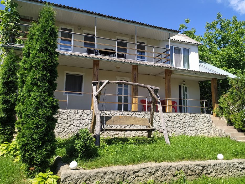 Відпочинок біля Дністра