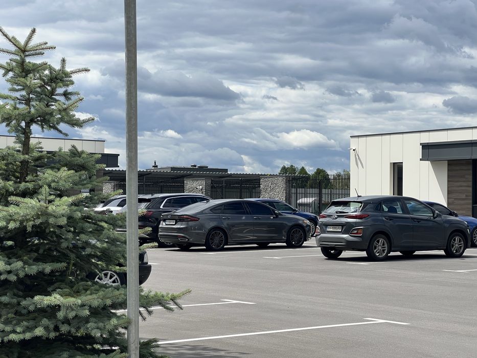 Пр зем11с Зазимье начало села возле компл парк резидент