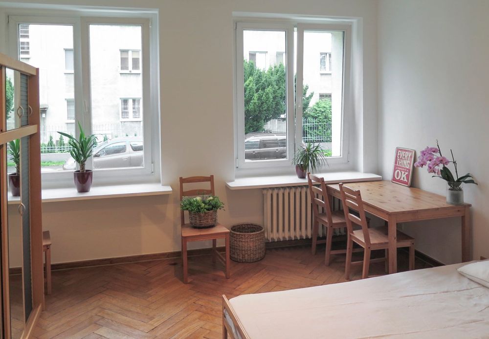 Pokój na wynajem w 4-pokojowym mieszkaniu na Grunwaldzie