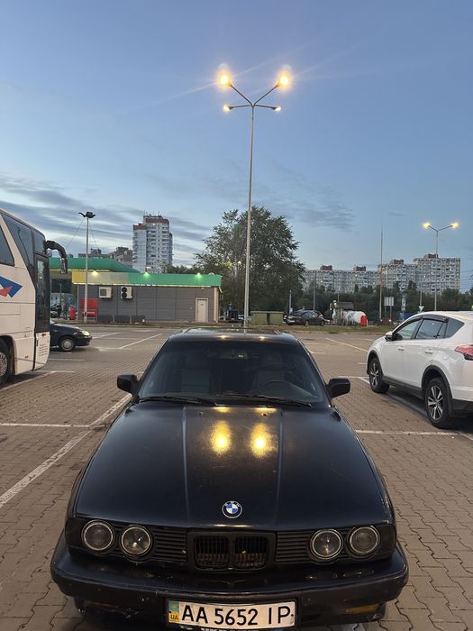 BMW E34 M50 B25 1988