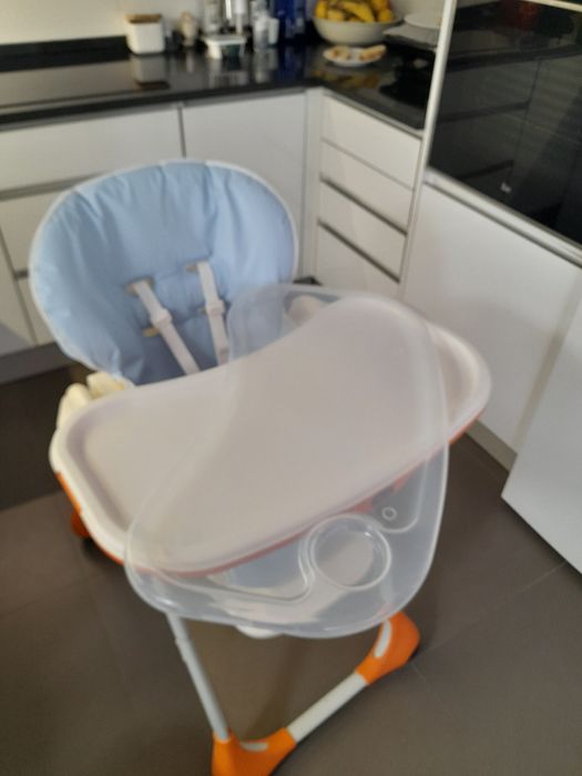 Cadeira de Refeição Chicco em bom estado