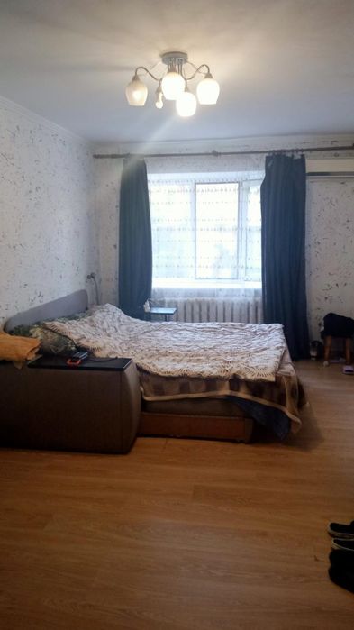 Продам 2 (дві) кімнати з ремонтом в комуні на вул. Балківській/Дюковський парк (3-323-240)