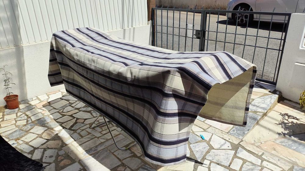 Tapete em tons neutros – 2,30m x 1,60m