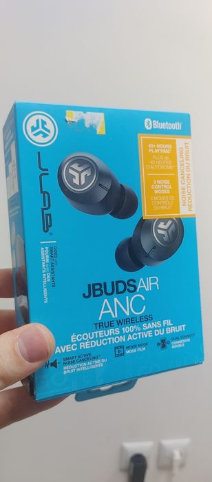 Дуже круті навушники.  Привезені з Америки.